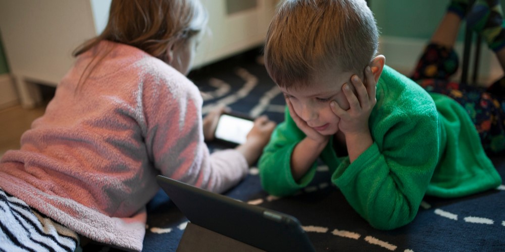 تفاوت بی بی دیجیتال و اتیسم در عمل